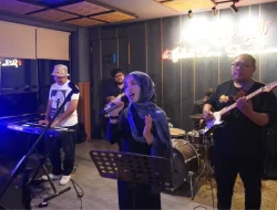 Jazz Up Aston Inn Jemursari Satukan Musisi Tiga Kota di Panggung International Jazz Day